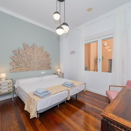 Gran Constitucion Plaza Malagamanagement Apartment Luaran gambar